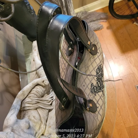 L.A.M.B. by Gwen Stefani Lamb Logo Tote Shoulder Bag Luxury Designer #573 - Picture 6 of 13